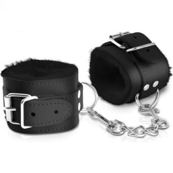 Fetish Fantasy Limited Edition Cumfy Cuffs Black