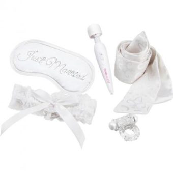 Bodywand 5 Piece Honeymoon Gift Set White