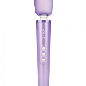 Le Wand Petite Rechargeable Massager Violet