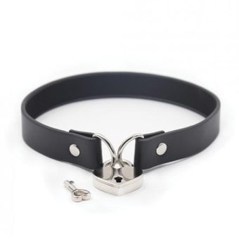 Plesur Pvc Collar W/heart Lock - Black