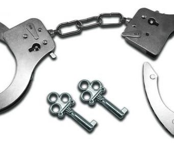Sex & Mischief metal handcuffs